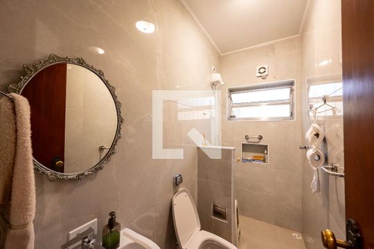 Banheiro Social 1 de casa à venda com 4 quartos, 230m² em Vila do Bosque, São Paulo