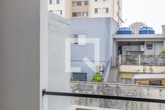 Sacada da Suite 2 de casa à venda com 4 quartos, 150m² em Vila Carrao, São Paulo