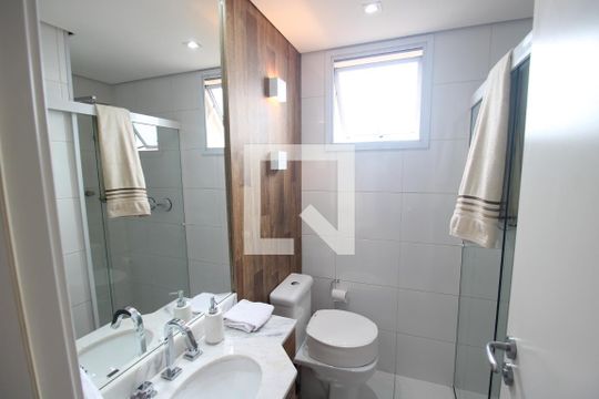 Banheiro de apartamento para alugar com 2 quartos, 81m² em Chora Menino, São Paulo