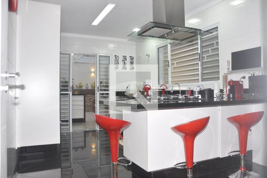 Cozinha de casa à venda com 3 quartos, 250m² em Vila Ester (zona Norte), São Paulo