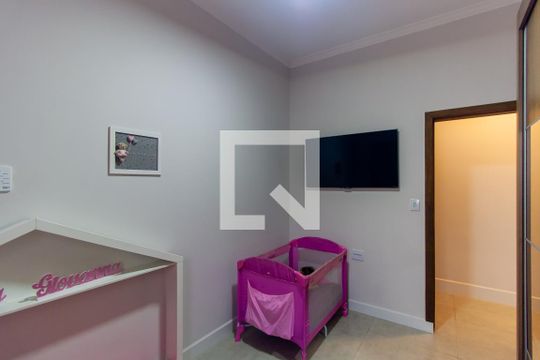 Quarto 2 de casa à venda com 3 quartos, 461m² em Vila Ivone, São Paulo
