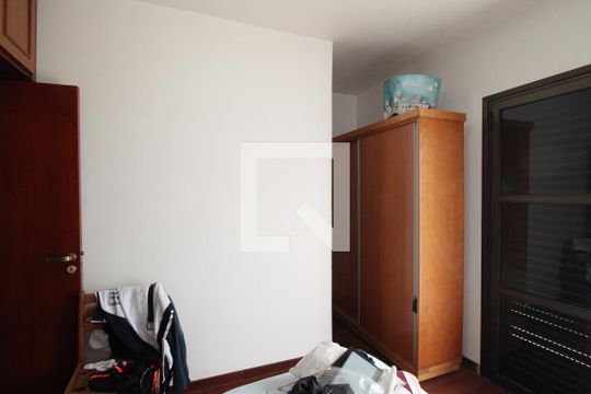 Quarto 1  de casa para alugar com 4 quartos, 151m² em Jardim Danfer, São Paulo