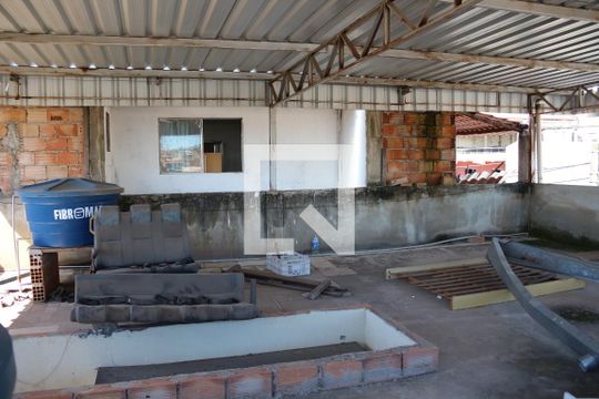 Área comum de casa para alugar com 2 quartos, 44m² em Novo Progresso, Contagem