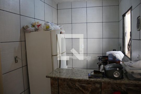 Cozinha de casa para alugar com 2 quartos, 44m² em Novo Progresso, Contagem