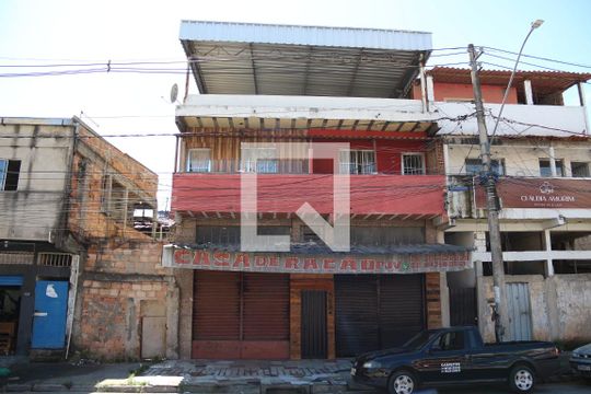 Fachada de casa para alugar com 2 quartos, 44m² em Novo Progresso, Contagem
