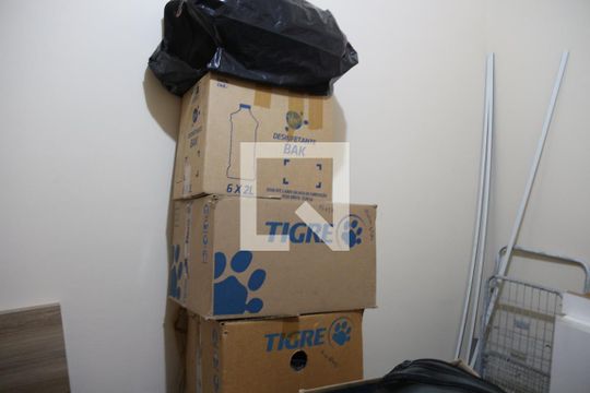 Quarto 1  de casa para alugar com 2 quartos, 44m² em Novo Progresso, Contagem
