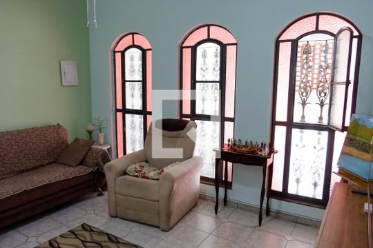 sala de casa à venda com 3 quartos, 194m² em Cipava, Osasco