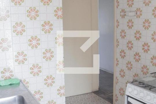 Cozinha de casa para alugar com 3 quartos, 200m² em Paternon, Porto Alegre