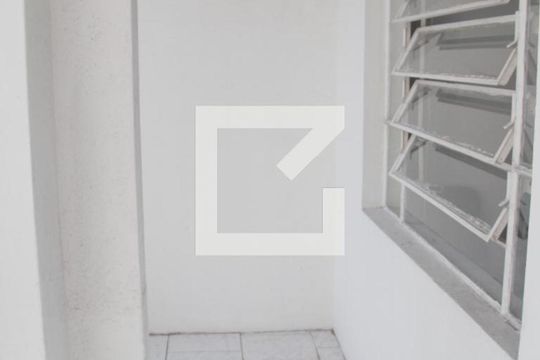 Área de Serviço de casa para alugar com 3 quartos, 200m² em Paternon, Porto Alegre