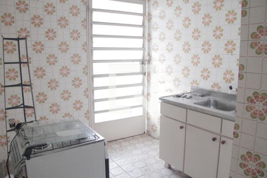 Cozinha de casa para alugar com 3 quartos, 200m² em Paternon, Porto Alegre