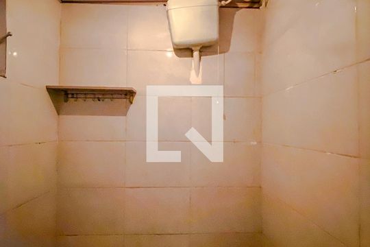 Banheiro de apartamento para alugar com 1 quarto, 40m² em Vila Prudente, São Paulo