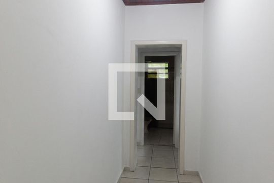 Corredor de casa para alugar com 3 quartos, 200m² em Parque Mandaqui, São Paulo