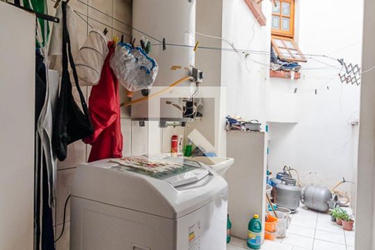 Área de Serviço de casa à venda com 3 quartos, 250m² em Nonoai, Porto Alegre