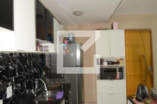 Cozinha de apartamento à venda com 3 quartos, 55m² em Parada de Lucas, Rio de Janeiro