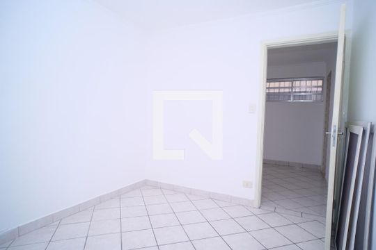 Quarto 1 de casa de condomínio para alugar com 3 quartos, 70m² em Alto de Pinheiros, São Paulo