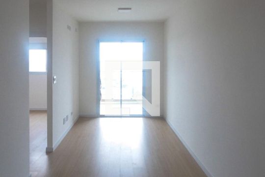 Sala de apartamento para alugar com 2 quartos, 52m² em Jardim Avelino, São Paulo
