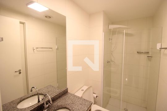 Banheiro de apartamento para alugar com 2 quartos, 35m² em Parada Inglesa, São Paulo