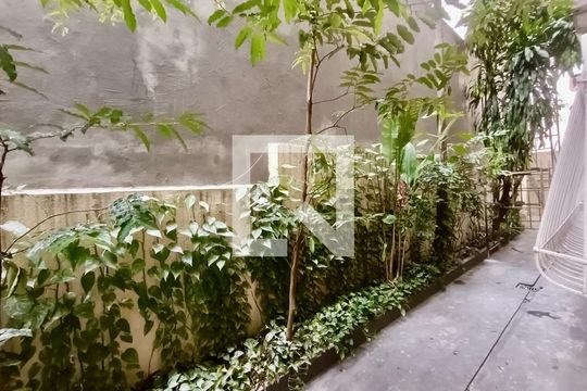 Quarto vista de apartamento à venda com 4 quartos, 175m² em Lagoa, Rio de Janeiro