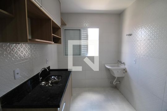 Sala / Cozinha de apartamento para alugar com 1 quarto, 24m² em Parada Inglesa, São Paulo