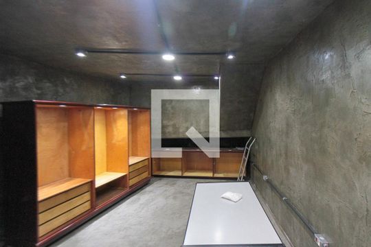 Garagem de casa à venda com 8 quartos, 300m² em Vila Formosa, São Paulo