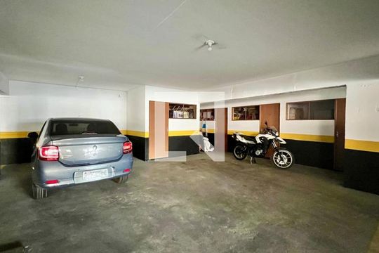 Garagem de apartamento à venda com 4 quartos, 160m² em Sion, Belo Horizonte