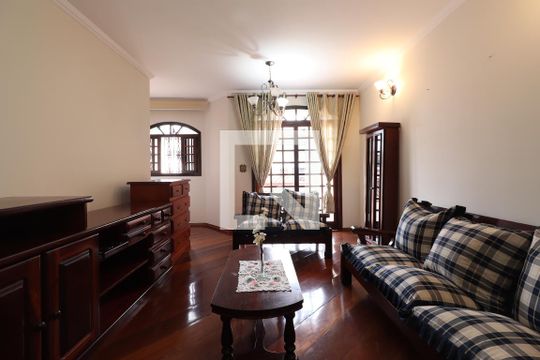 Sala de casa à venda com 3 quartos, 218m² em Jardim Las Vegas, Santo André