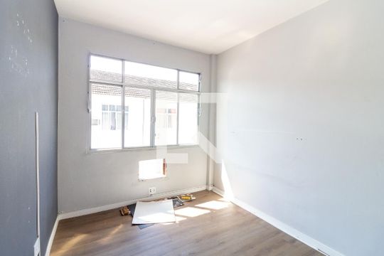 Quarto 2 de apartamento à venda com 3 quartos, 76m² em Vista Alegre, Rio de Janeiro