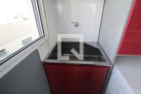 Área de Serviço de apartamento para alugar com 2 quartos, 290m² em Granada, Uberlândia