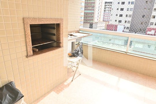 Varanda gourmet de apartamento para alugar com 3 quartos, 146m² em Caiçara, Praia Grande