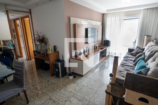 Apartamento à venda com 3 quartos, 167m² em Icaraí, Niterói