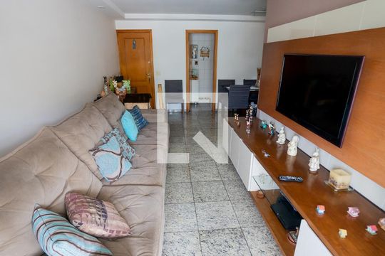 Sala de apartamento à venda com 3 quartos, 167m² em Icaraí, Niterói