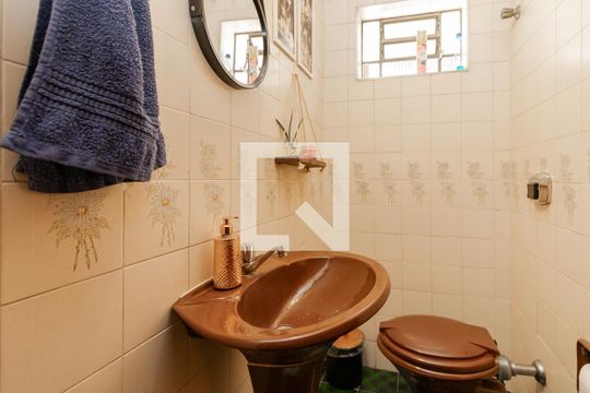 Lavabo de casa para alugar com 3 quartos, 200m² em Vila Congonhas, São Paulo