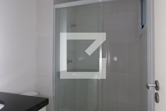 Banheiro de kitnet/studio à venda com 1 quarto, 41m² em Vila Alpina, São Paulo