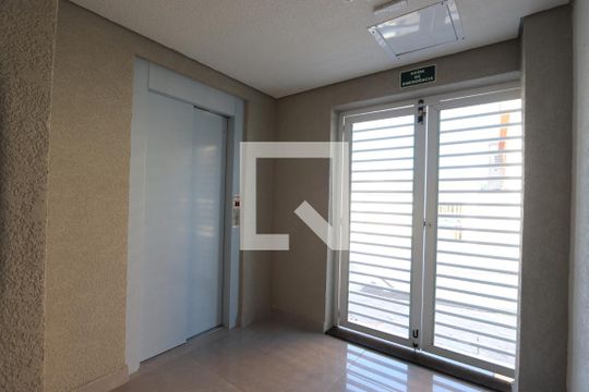 Entrada de kitnet/studio à venda com 1 quarto, 41m² em Vila Alpina, São Paulo