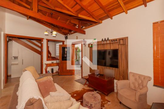 Sala de casa à venda com 4 quartos, 320m² em Canudos, Novo Hamburgo
