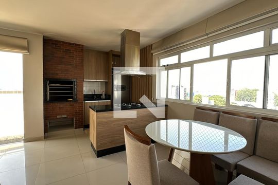 Área comum de apartamento para alugar com 1 quarto, 29m² em Portão, Curitiba