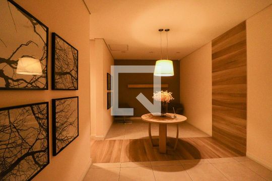 Hall de apartamento à venda com 2 quartos, 57m² em Lauzane Paulista, São Paulo