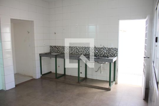 Cozinha de casa à venda com 3 quartos, 99m² em Monte Castelo, Contagem