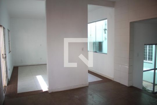 Cozinha de casa à venda com 3 quartos, 99m² em Monte Castelo, Contagem