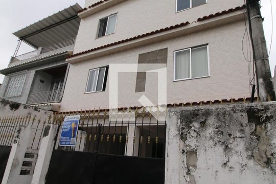 Fachada de apartamento para alugar com 1 quarto, 70m² em Penha Circular, Rio de Janeiro