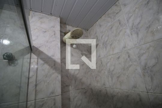 Banheiro de apartamento para alugar com 1 quarto, 70m² em Penha Circular, Rio de Janeiro