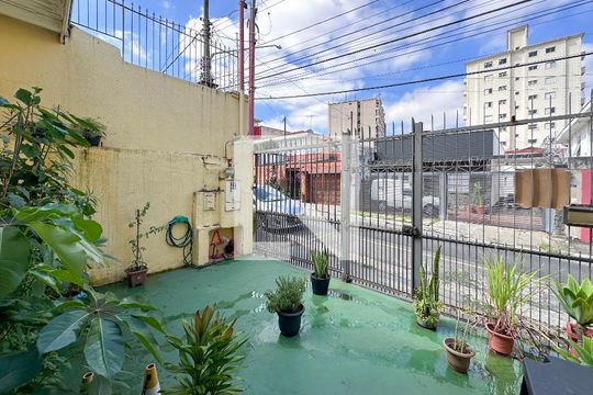 Varanda/Frente de casa à venda com 3 quartos, 225m² em Vila Congonhas, São Paulo