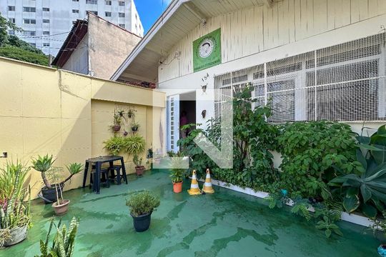 Varanda/Frente de casa à venda com 3 quartos, 225m² em Vila Congonhas, São Paulo
