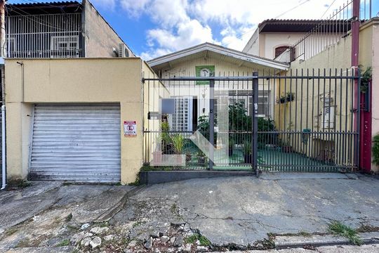 Fachada de casa à venda com 3 quartos, 225m² em Vila Congonhas, São Paulo