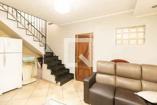 Sala de casa à venda com 4 quartos, 190m² em Vila Ré, São Paulo