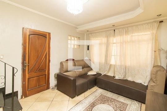 Sala de casa à venda com 4 quartos, 190m² em Vila Ré, São Paulo
