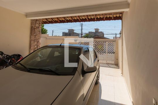Garagem de casa à venda com 4 quartos, 184m² em Parque Fazendinha, Campinas