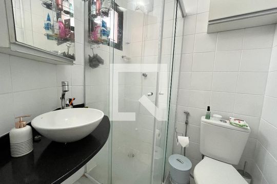 Banheiro da Suíte de apartamento para alugar com 3 quartos, 62m² em Vila Santa Catarina, São Paulo