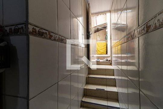 Escada da casa 1 de casa à venda com 6 quartos, 500m² em Vila Nair, São Paulo