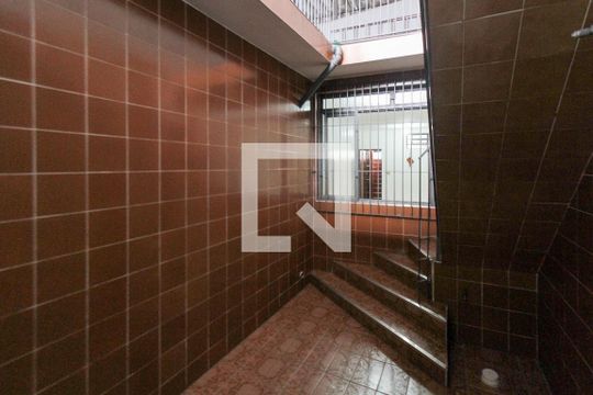 Quintal de casa à venda com 3 quartos, 368m² em Jardim Haia do Carrao, São Paulo